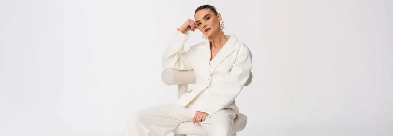 Jak się ubrać na komunię? Eleganckie stylizacje bez przesady